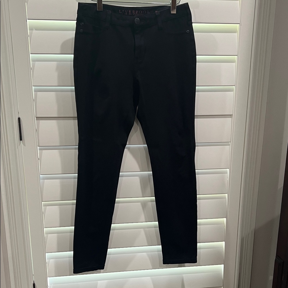 Liverpool Madonna Women's Classic Black Skinny Jeans